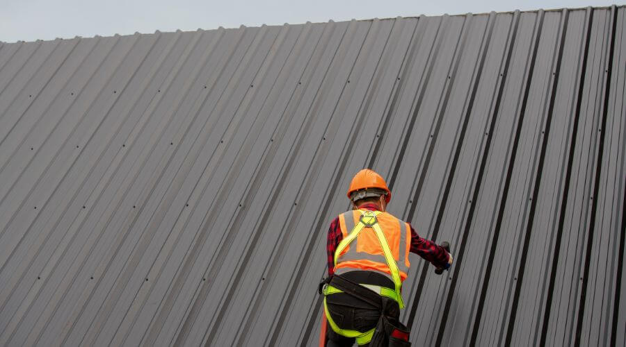 Professional gutter cleaning in Simmesport, LA